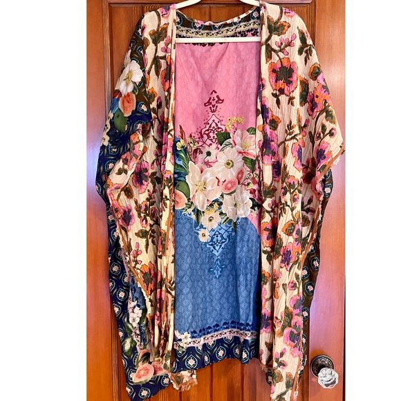 Soft Surroundings Tops - Soft Surroundings Silk Topper ~ plus size ~kimono ~ floral & fruit